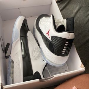 Kids Jordan Max Aura Size 7